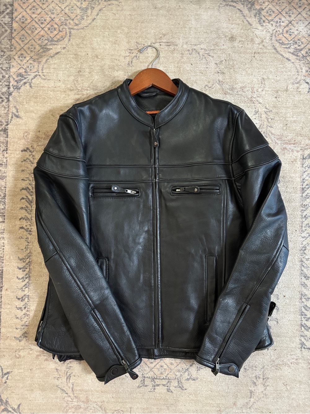 Wilda Black Leather Bomber Jacket with Zip Pockets